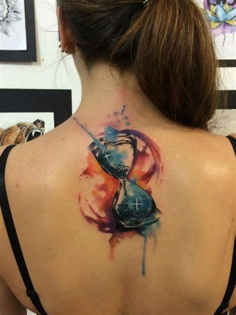 meaningful hourglass tattoos for females|20 Stunning Hourglass Tattoo Designs for Inspiration。